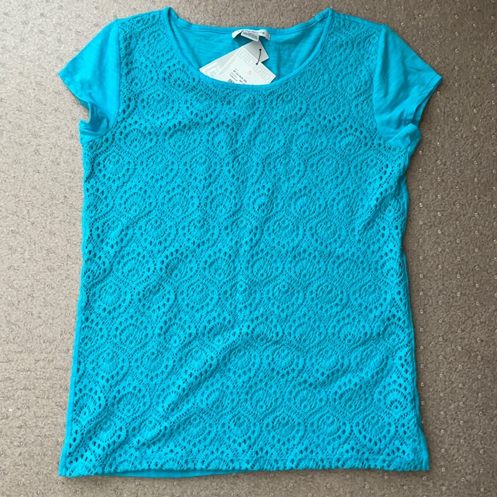 🌸Liz Claiborne Lace Front Tee - Size Small